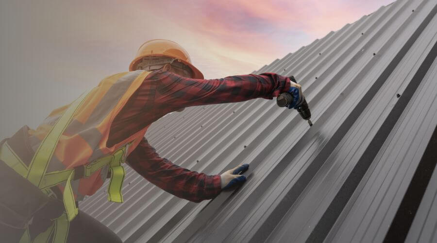 Professional gutter cleaning in Brogan, OR